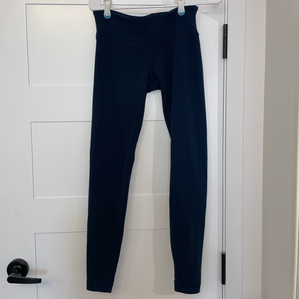 Lululemon Athletica Deep Blue Leggings Low Rise Wunder Train